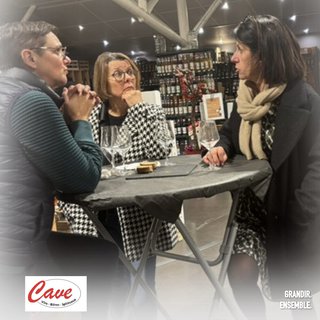 L'ACADÉMIE EN VISITE À LA CAVE DE MOULINS